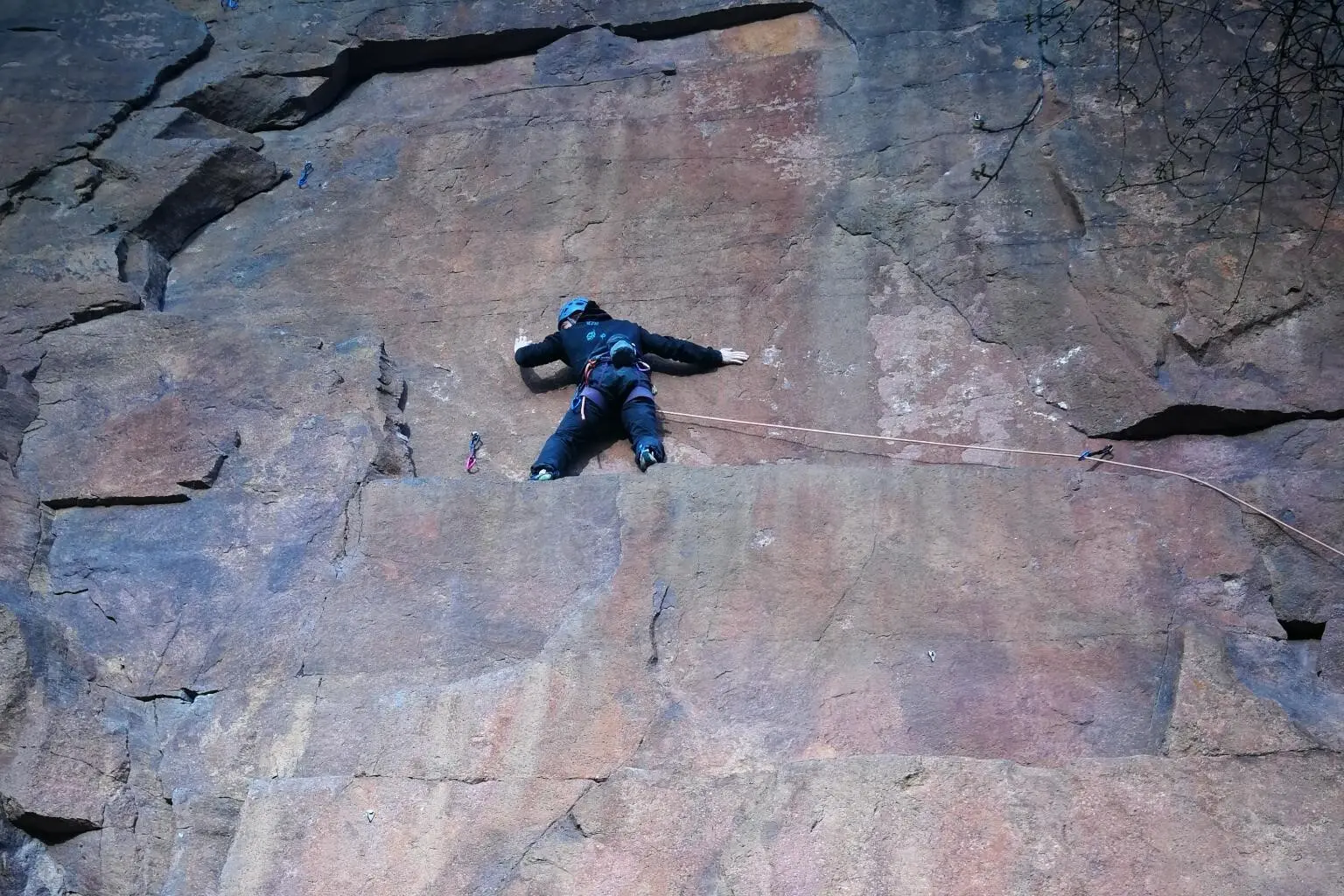 Kletterer bei Querpassage | © DAV AlpinClub Kassel