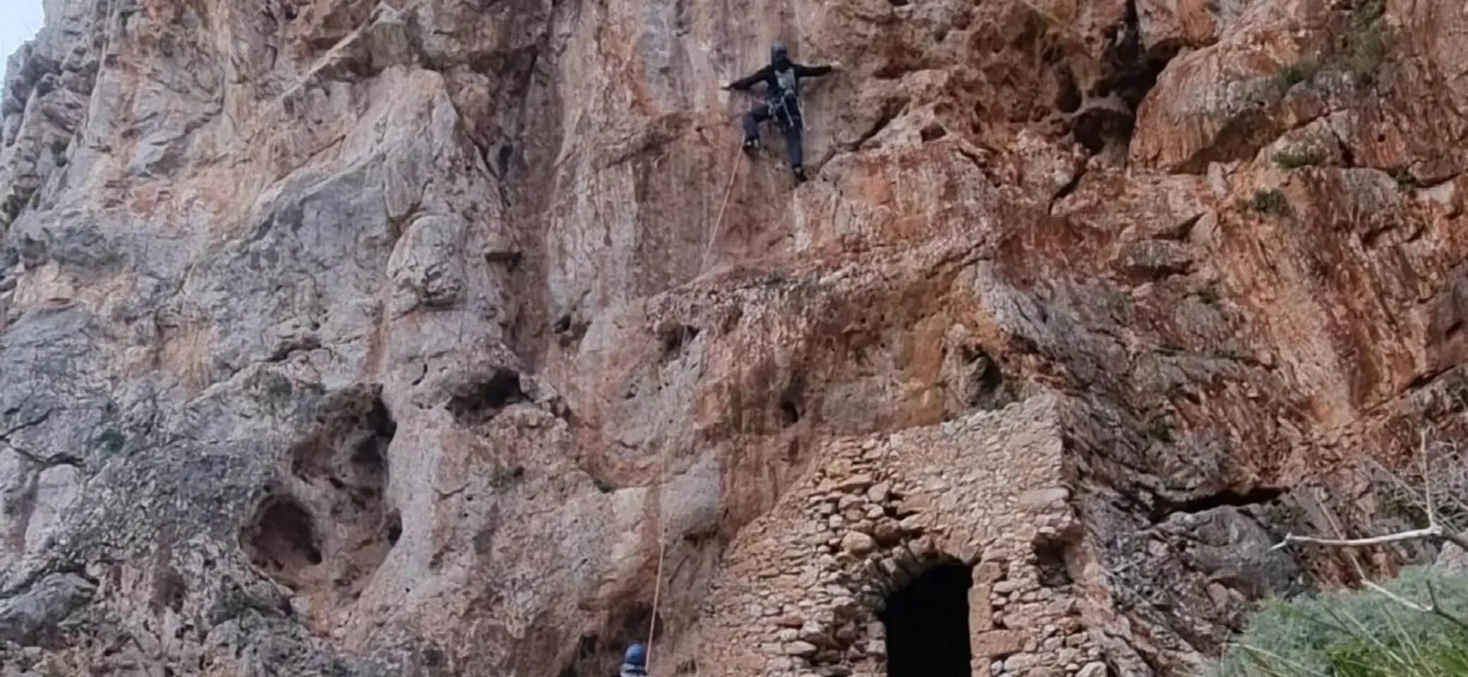 Kletterer mit Sichernder Person | © DAV AlpinClub Kassel